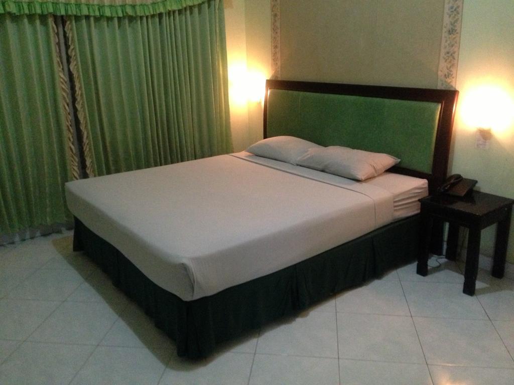 Global Inn Keluarga Sedati Room photo